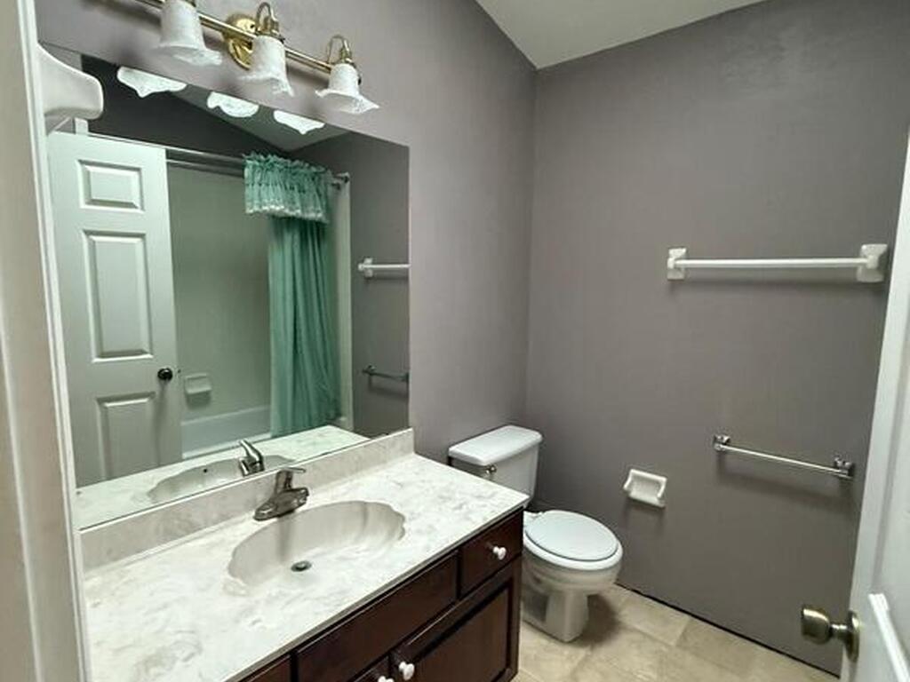 1082 S Fork Circle, Melbourne, FL 32901