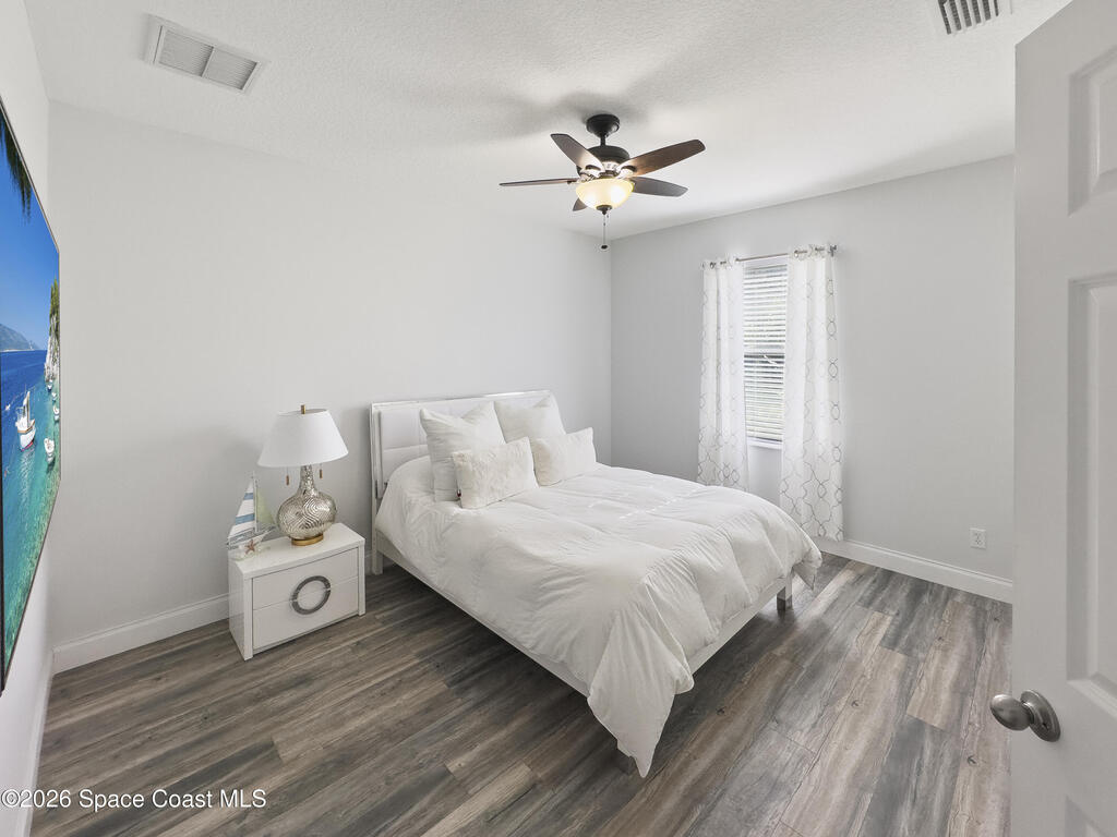 4762 Blossom Ridge Place, Grant, FL 32949