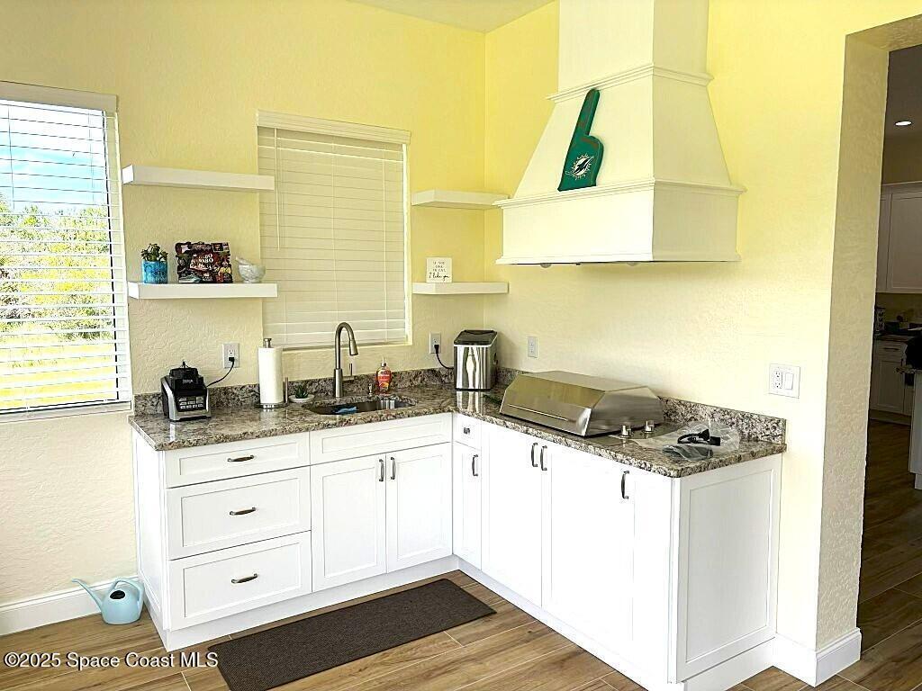 5570 Sanctuary Avenue, Grant, FL 32949