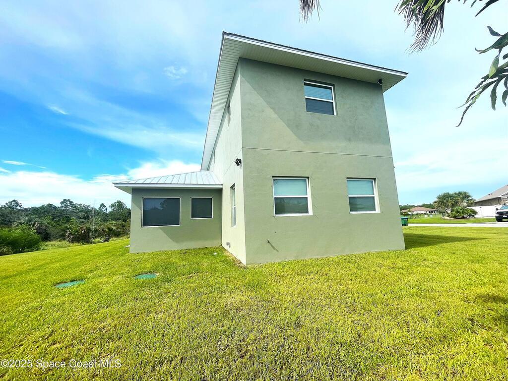 5570 Sanctuary Avenue, Grant, FL 32949