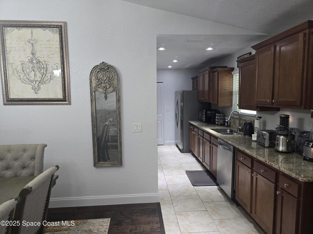 834 Pine Shadows Avenue, Rockledge, FL 32955