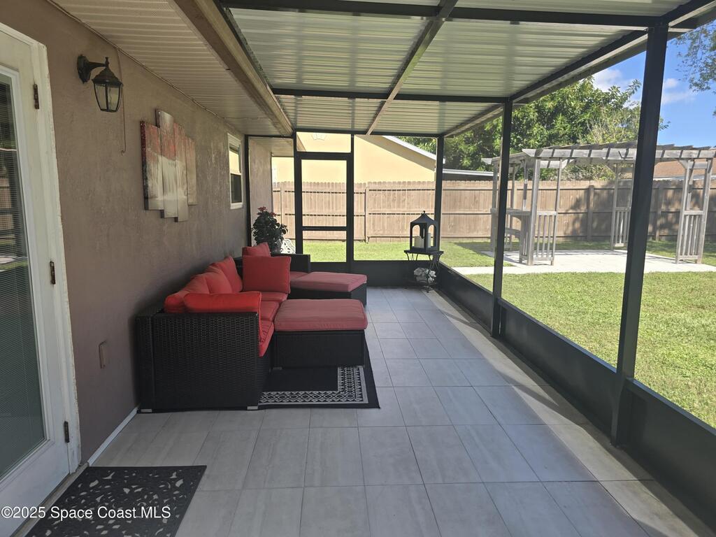 834 Pine Shadows Avenue, Rockledge, FL 32955