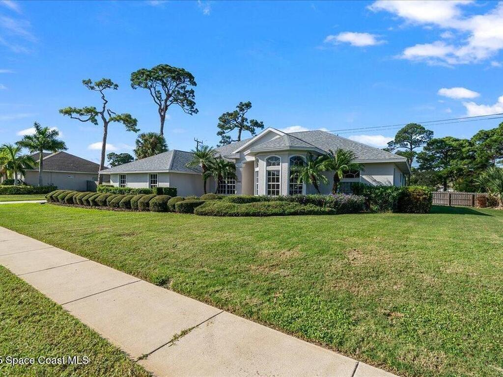 2345 Marsh Harbor Avenue, Merritt Island, FL 32952