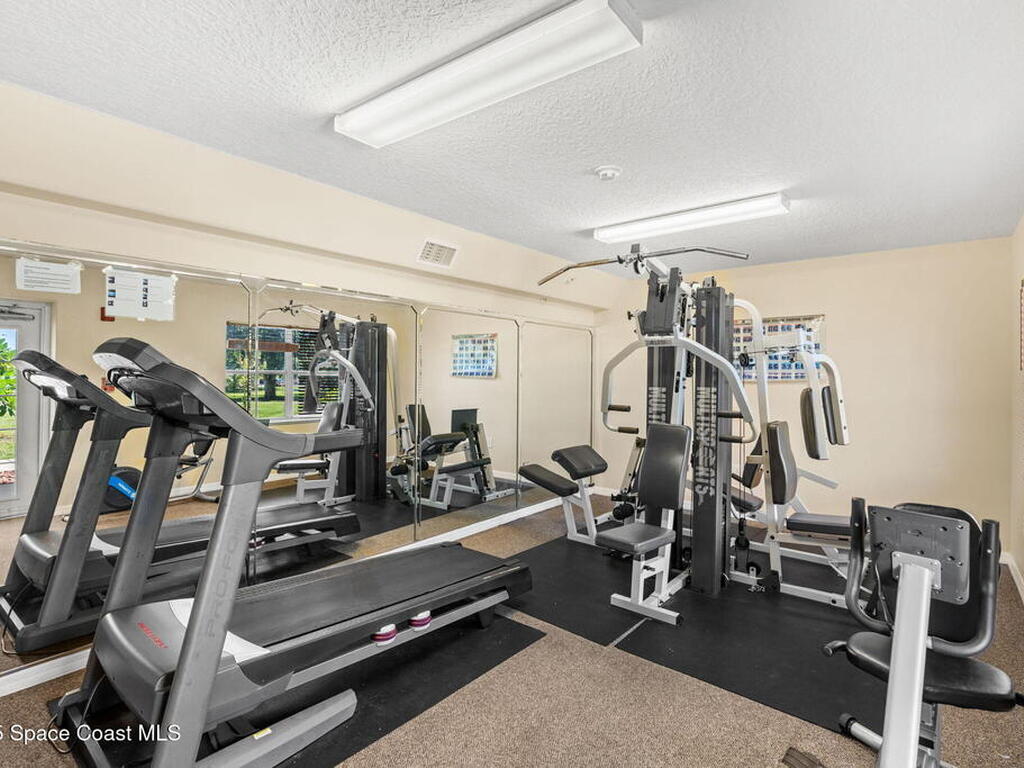 800 Del Rio Way, Merritt Island, FL 32953