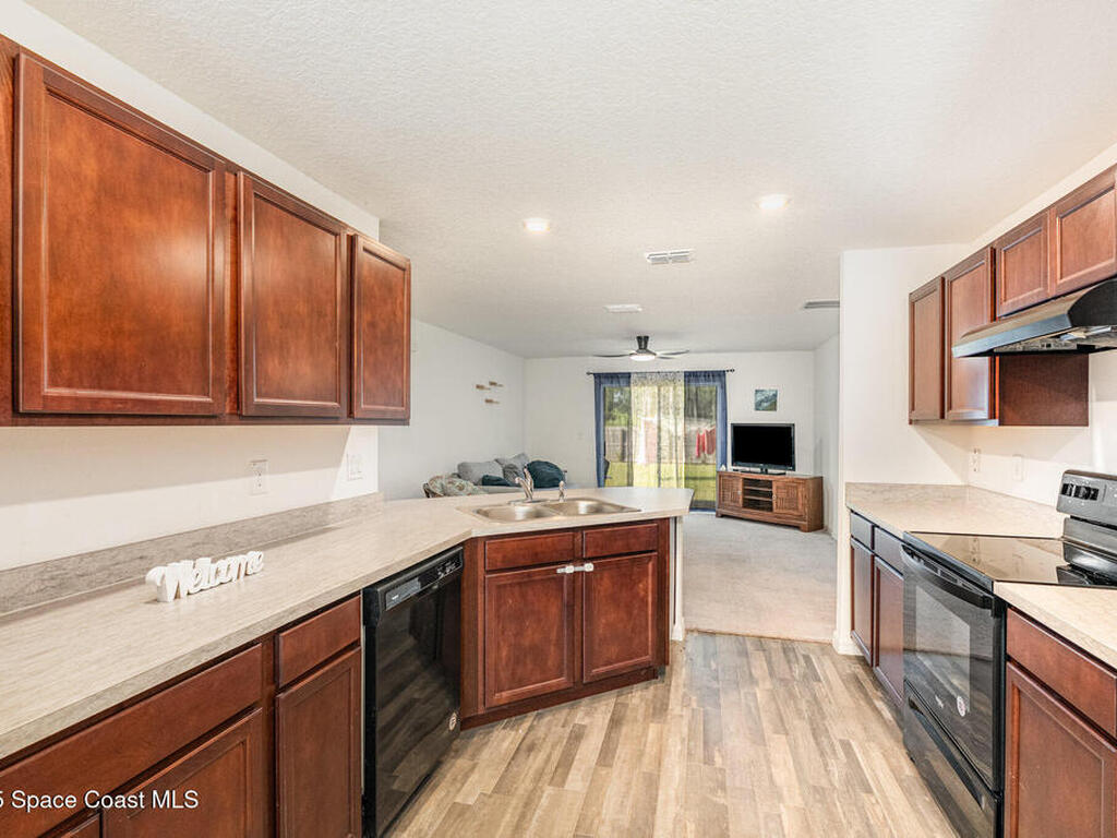 141 Ensenada Street, Palm Bay, FL 32909