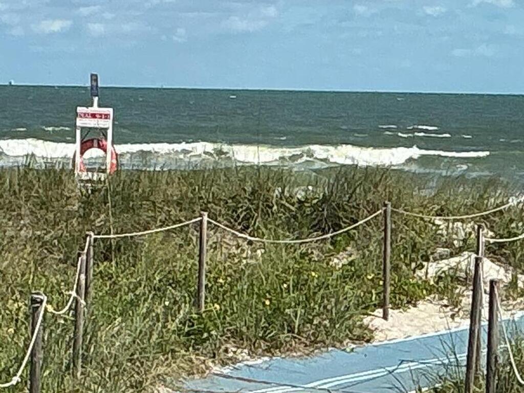 420 Monroe Avenue, Cape Canaveral, FL 32920