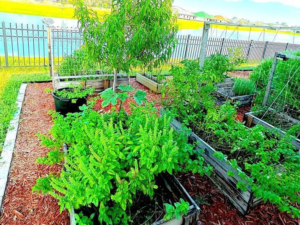 5090 Hebron Drive, Merritt Island, FL 32953