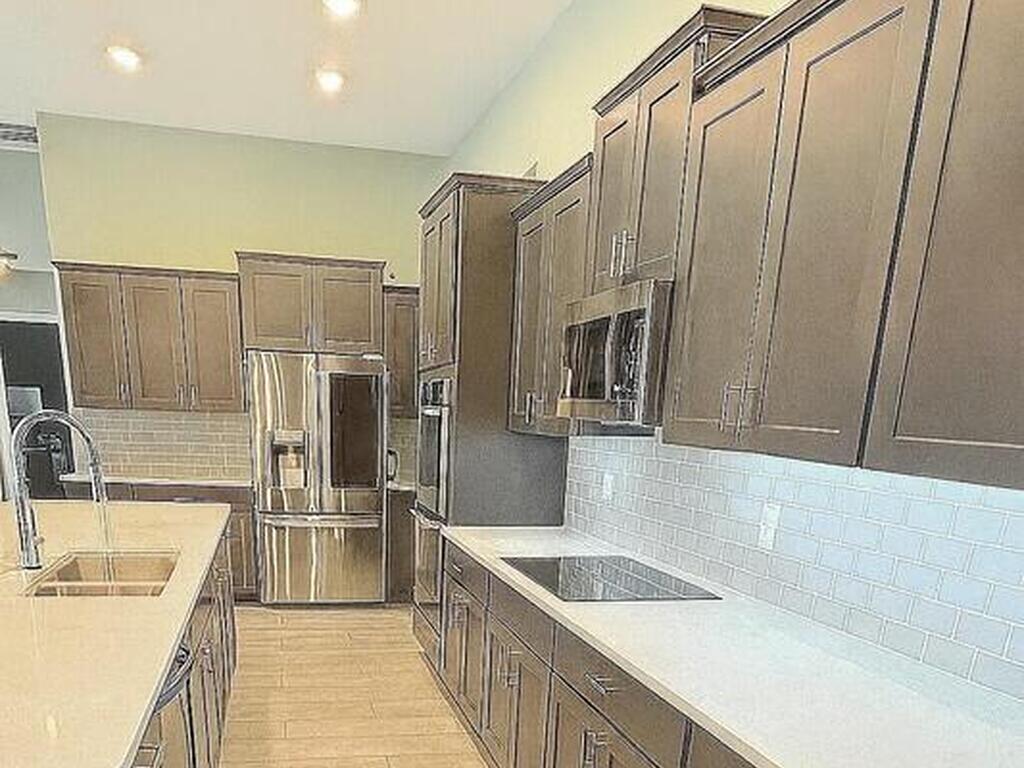 5090 Hebron Drive, Merritt Island, FL 32953