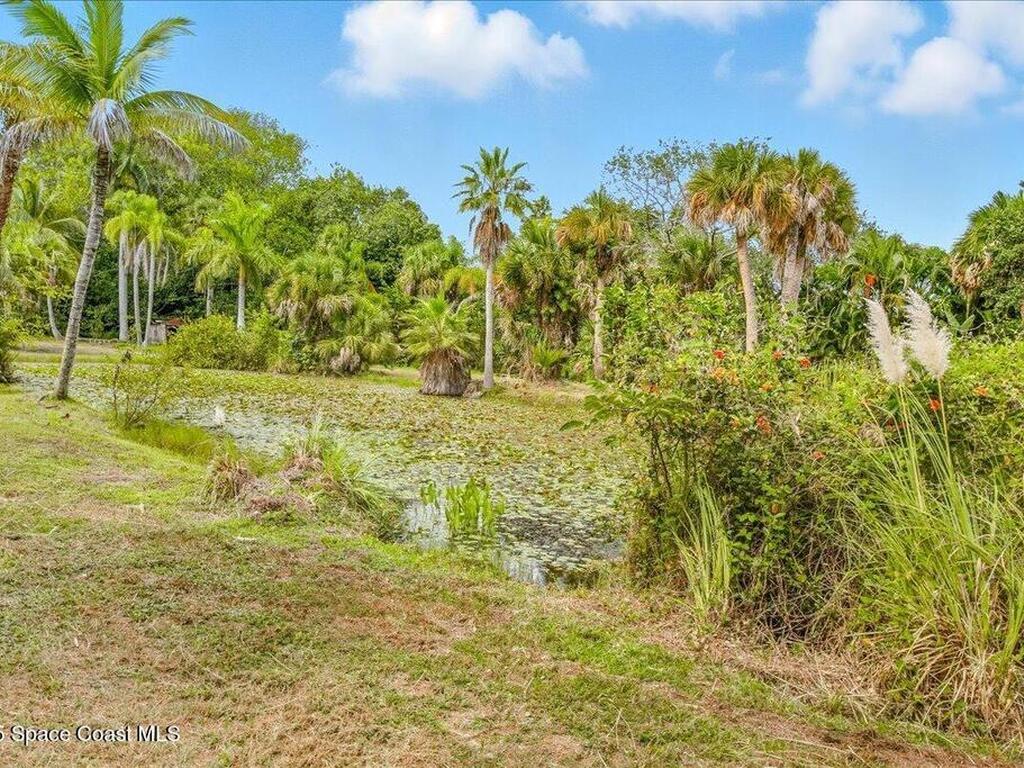 6555 S Tropical Trail, Merritt Island, FL 32952