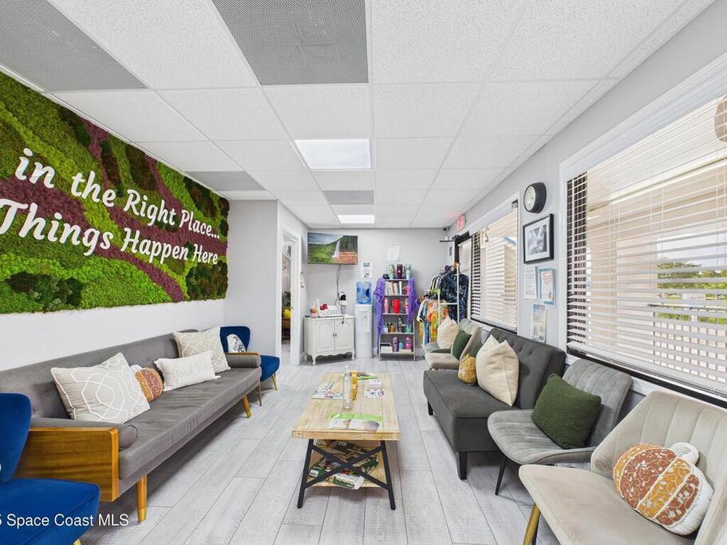 2955 Pineda Plaza Way, Melbourne, FL 32940