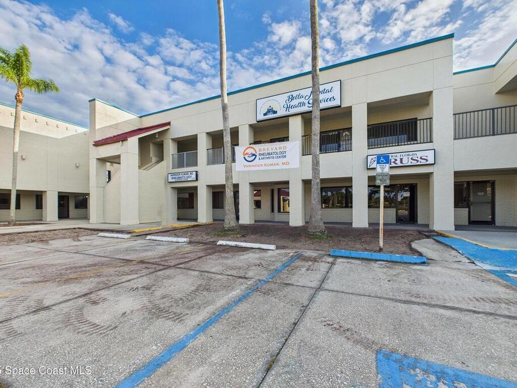 2955 Pineda Plaza Way, Melbourne, FL 32940