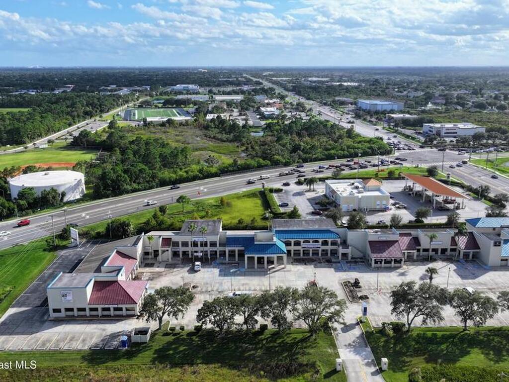 2955 Pineda Plaza Way, Melbourne, FL 32940