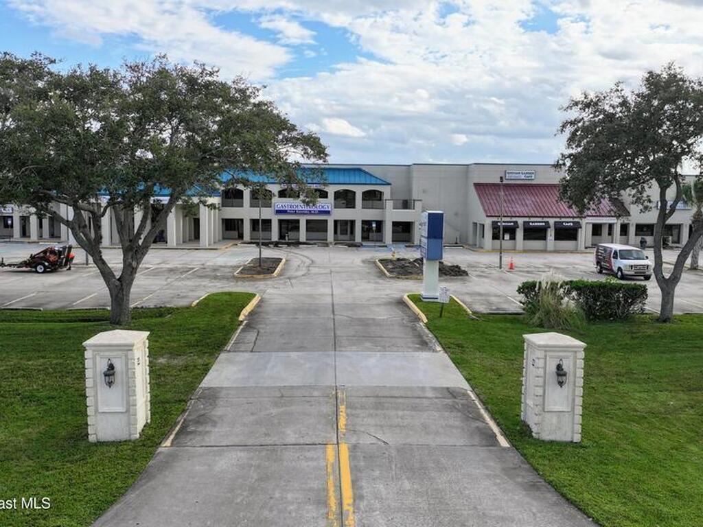 2955 Pineda Plaza Way, Melbourne, FL 32940