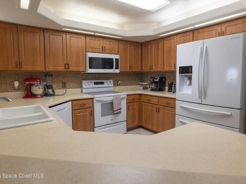 3360 S Atlantic Avenue, Cocoa Beach, FL 32931