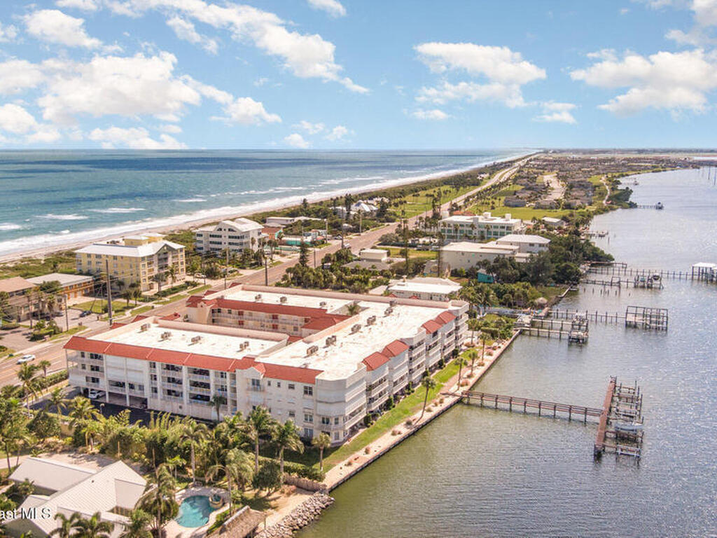 3360 S Atlantic Avenue, Cocoa Beach, FL 32931