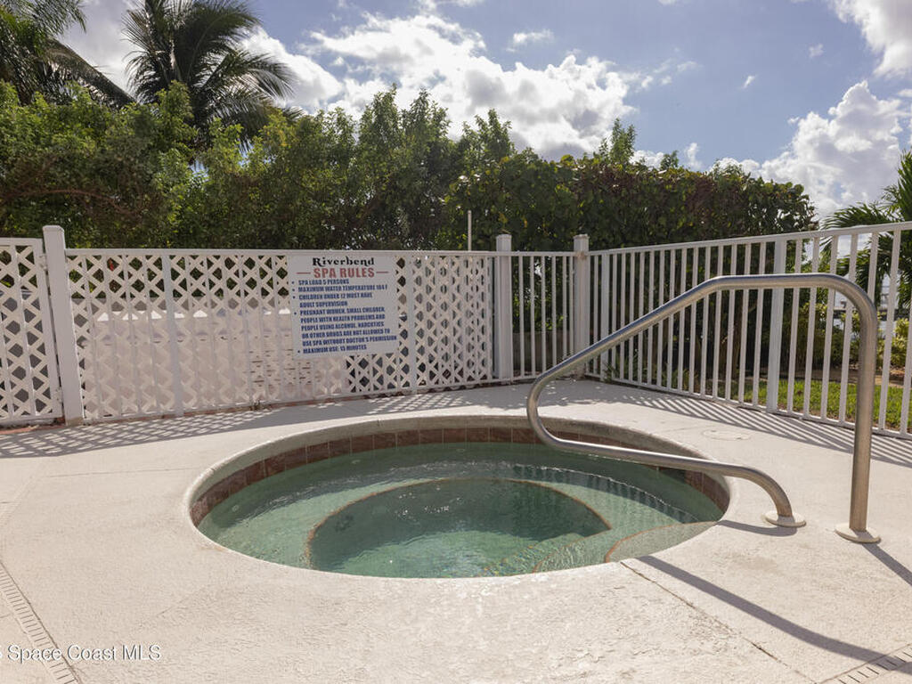 3360 S Atlantic Avenue, Cocoa Beach, FL 32931