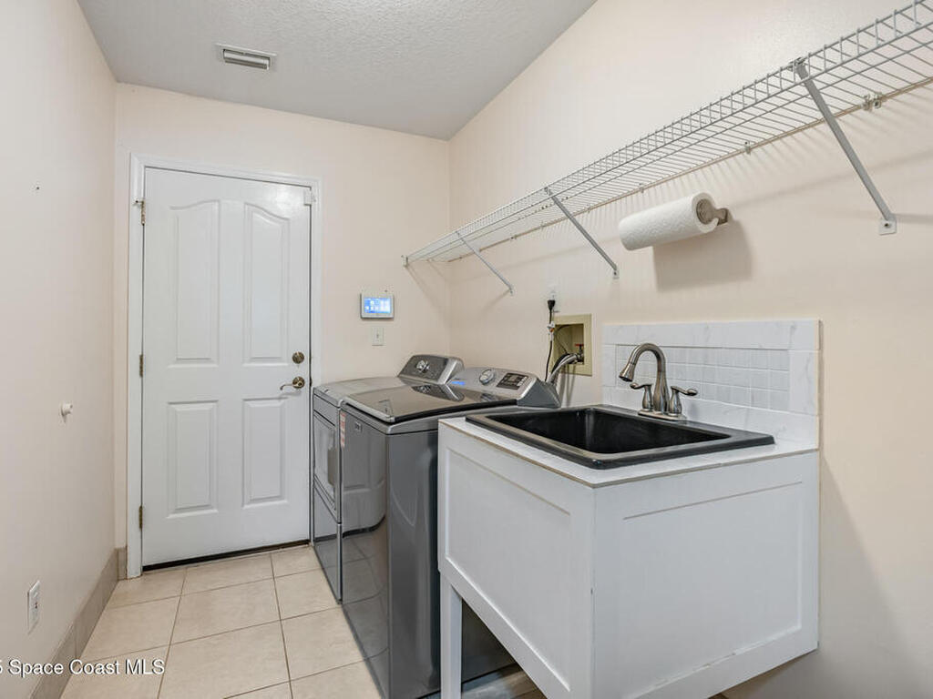 2500 Fairfield Drive, Cocoa, FL 32926