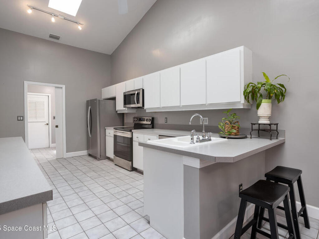 612 Dawson Drive, Melbourne, FL 32940