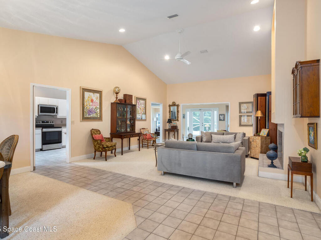 612 Dawson Drive, Melbourne, FL 32940