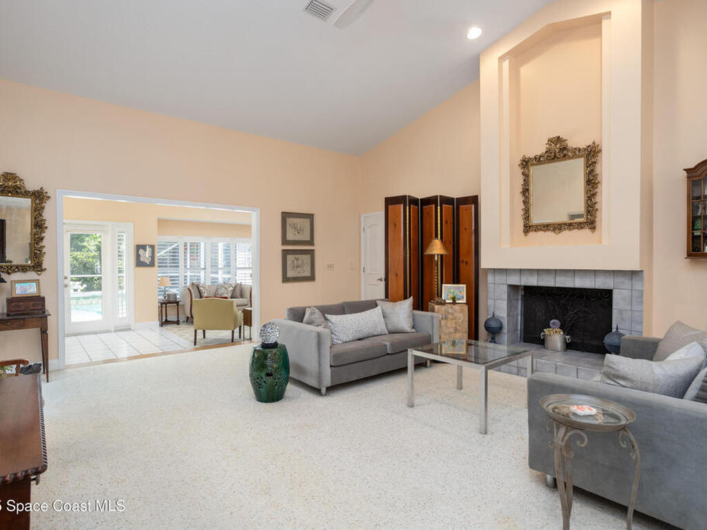 612 Dawson Drive, Melbourne, FL 32940