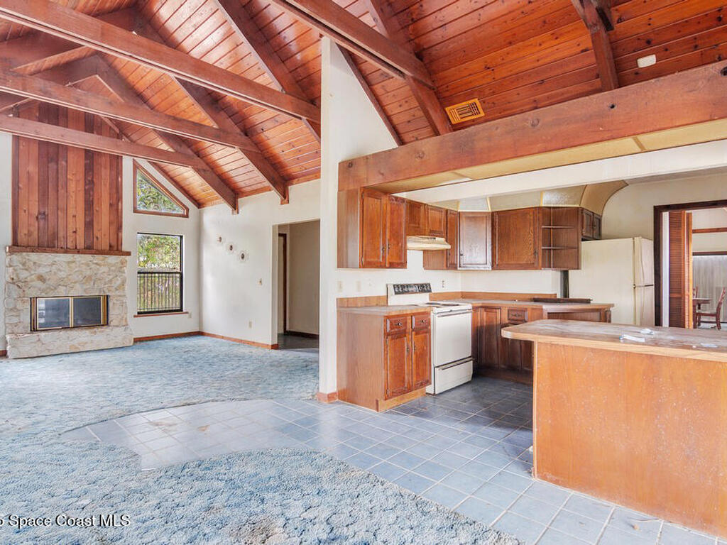 398 SW Ray Avenue, Port St. Lucie, FL 34983