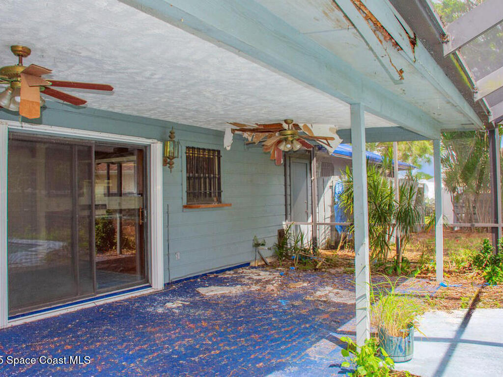 398 SW Ray Avenue, Port St. Lucie, FL 34983