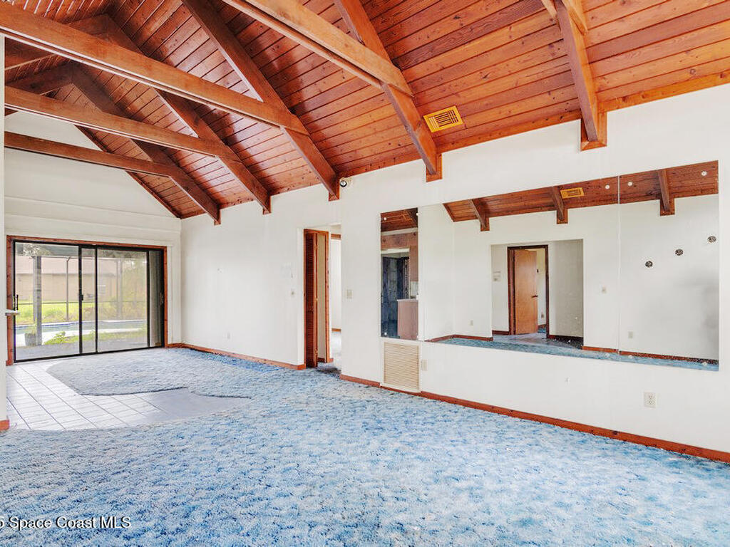 398 SW Ray Avenue, Port St. Lucie, FL 34983