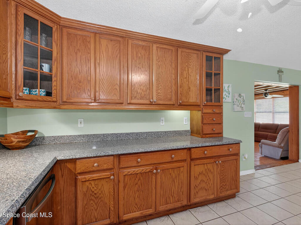 853 Knecht Road, Palm Bay, FL 32905