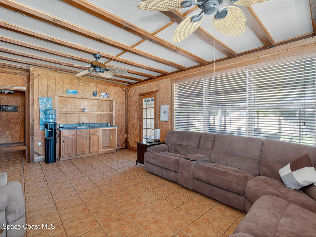 853 Knecht Road, Palm Bay, FL 32905