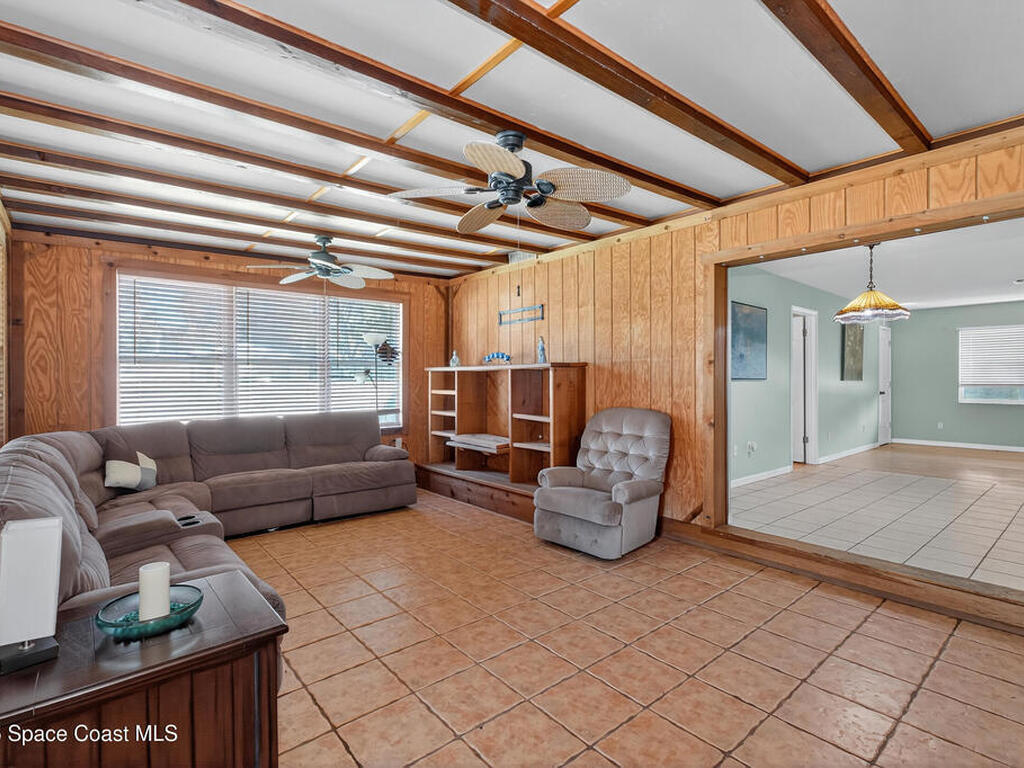 853 Knecht Road, Palm Bay, FL 32905