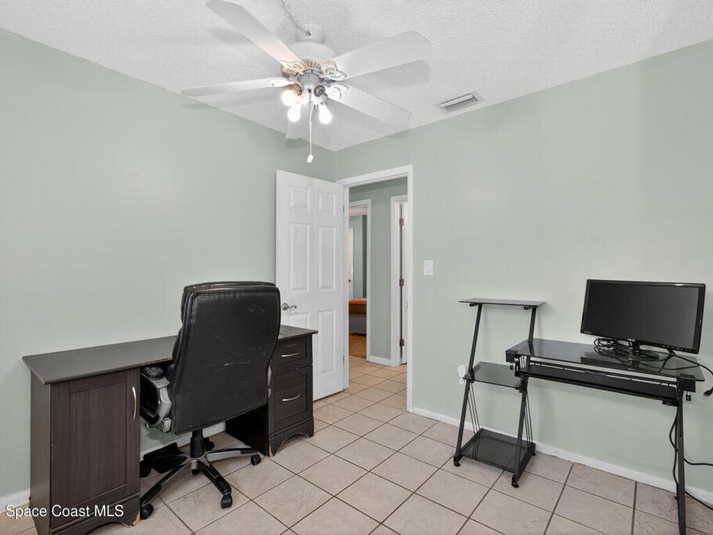 853 Knecht Road, Palm Bay, FL 32905