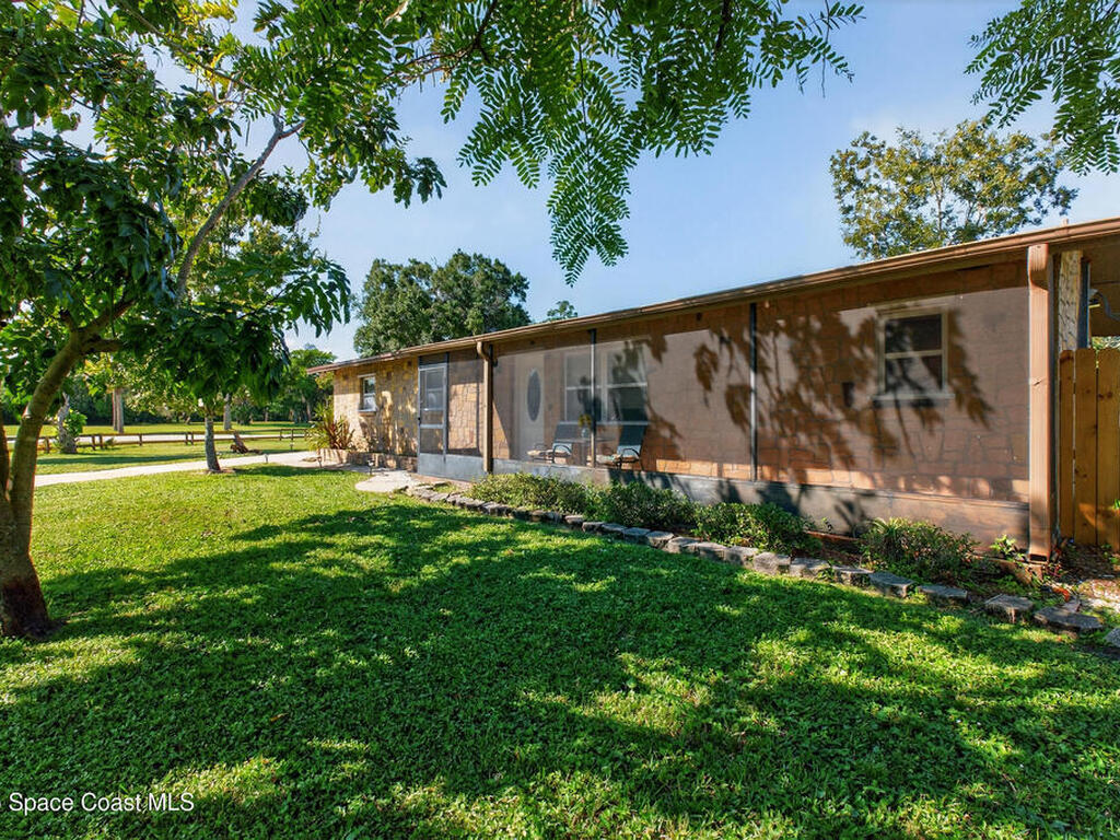 853 Knecht Road, Palm Bay, FL 32905