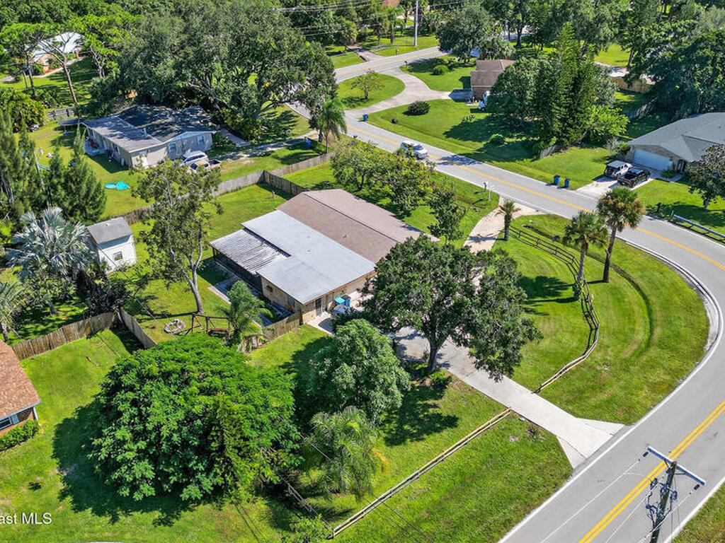 853 Knecht Road, Palm Bay, FL 32905
