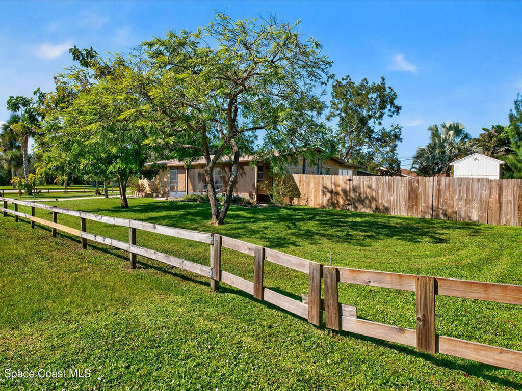 853 Knecht Road, Palm Bay, FL 32905