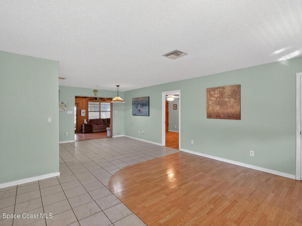 853 Knecht Road, Palm Bay, FL 32905