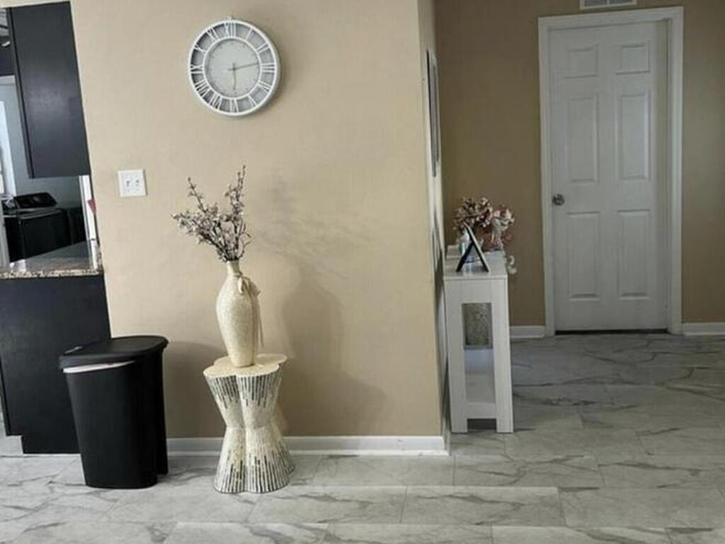 181 E Haven Drive, Melbourne, FL 32904