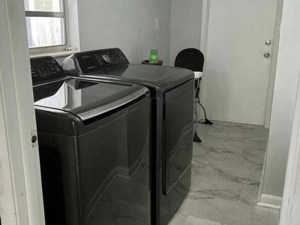 181 E Haven Drive, Melbourne, FL 32904