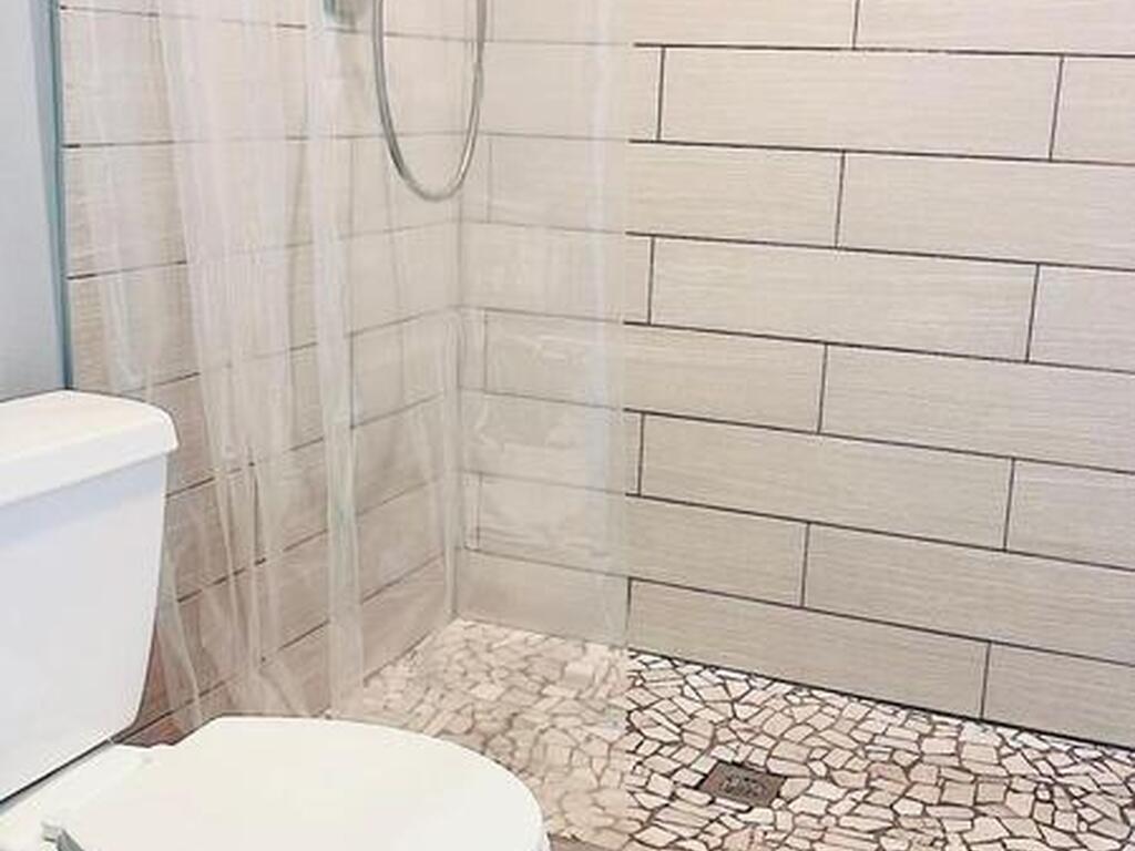 181 E Haven Drive, Melbourne, FL 32904