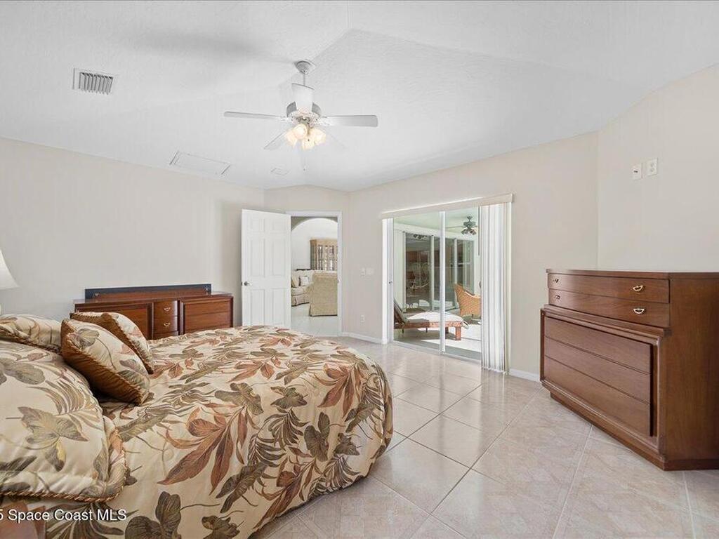 7965 93rd Avenue, Vero Beach, FL 32967