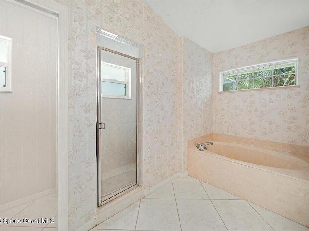 7965 93rd Avenue, Vero Beach, FL 32967