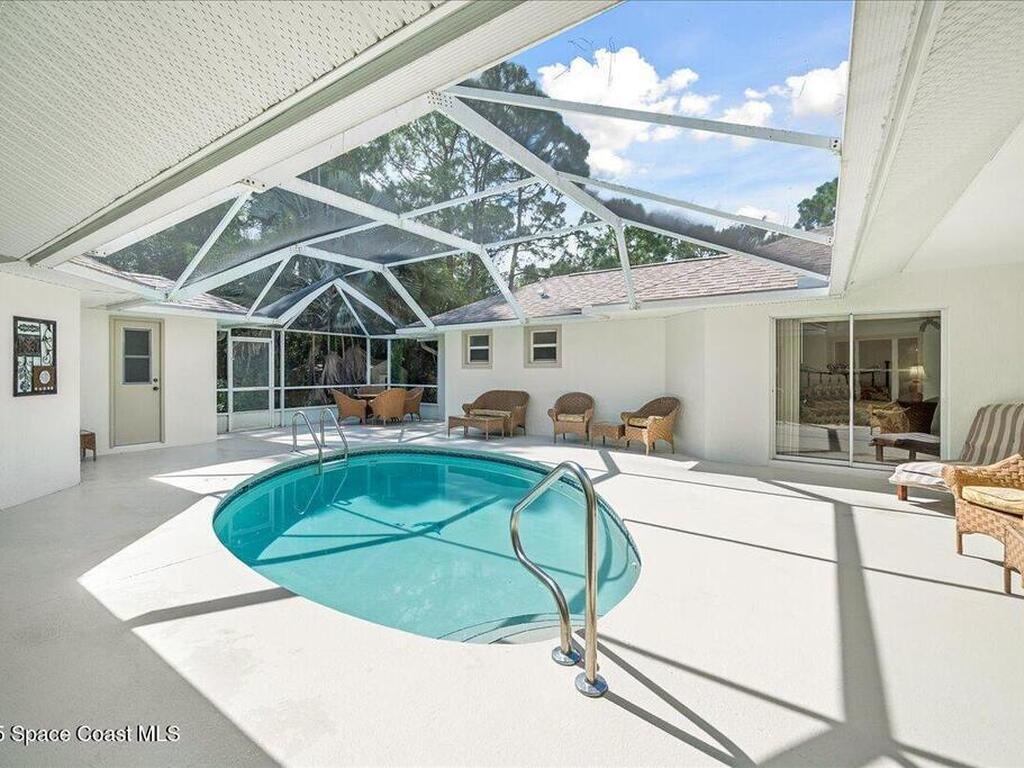 7965 93rd Avenue, Vero Beach, FL 32967