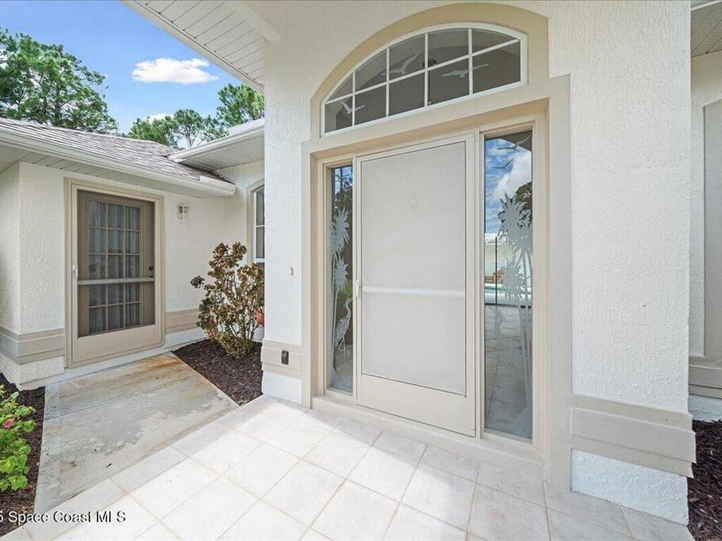 7965 93rd Avenue, Vero Beach, FL 32967