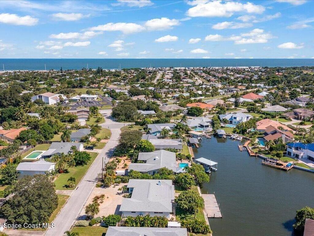 407 Driftwood Avenue, Melbourne Beach, FL 32951