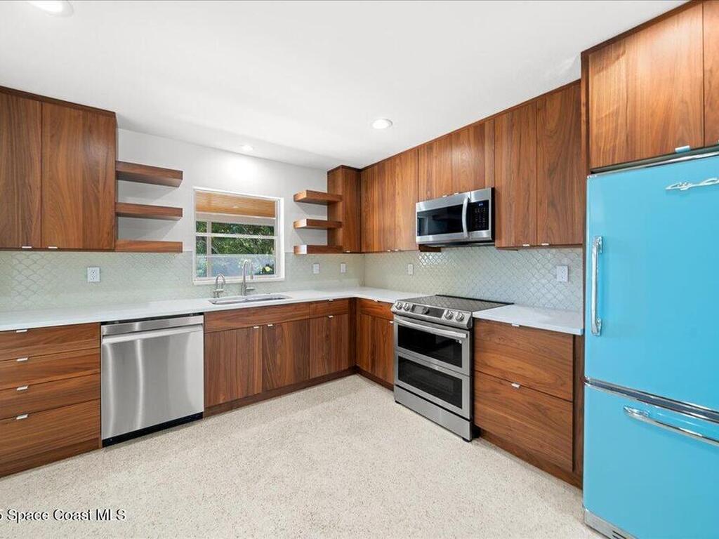 407 Driftwood Avenue, Melbourne Beach, FL 32951