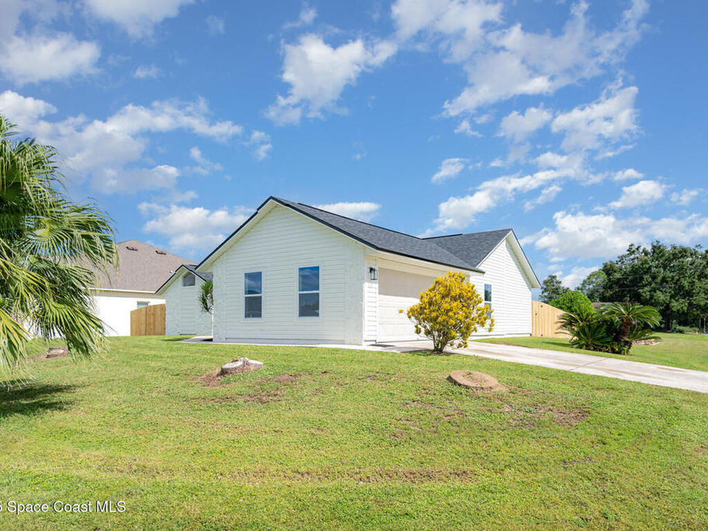 1207 Dallam Avenue, Palm Bay, FL 32907