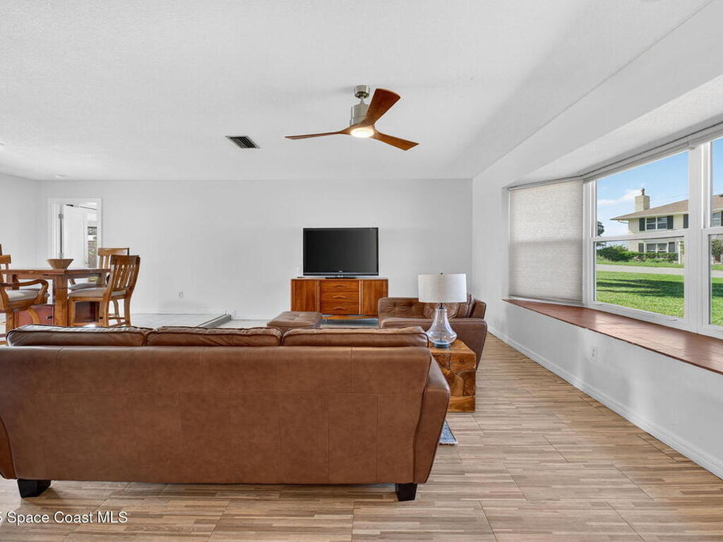 1040 Carrigan Boulevard, Merritt Island, FL 32952