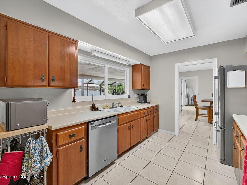 1040 Carrigan Boulevard, Merritt Island, FL 32952