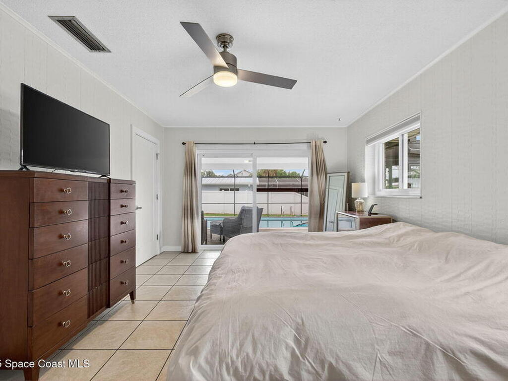 1040 Carrigan Boulevard, Merritt Island, FL 32952