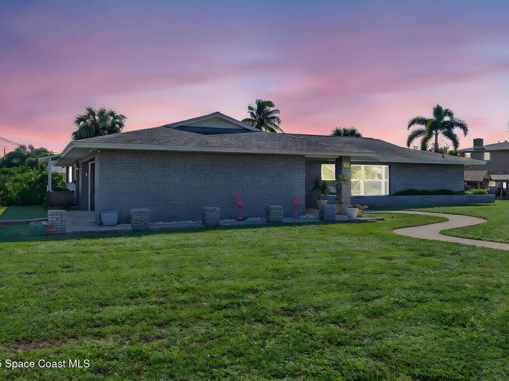 1040 Carrigan Boulevard, Merritt Island, FL 32952