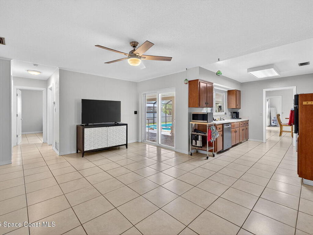 1040 Carrigan Boulevard, Merritt Island, FL 32952